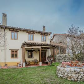 casa Rural El Hidalgo, hotel u gradu 'Sotresgudo'