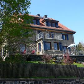 altes forsthaus schotten, hotel u gradu Šoten
