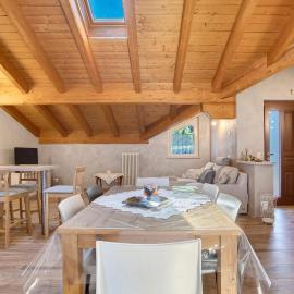 Civico 60 In Valle D'Aosta, hotell sihtkohas Arliod