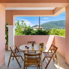Apollon Apartment, hotel em Póndi