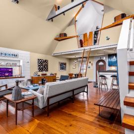 Historic Ptown Cottage - Dogs, Deck, Parking