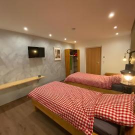 Bergwiesnblick Apartments, ξενοδοχείο σε Barenstein