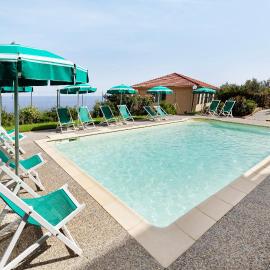 Agriturismo La Realidad, hotel v mestu Finale Ligure