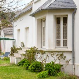 Maison familiale côté rivière, khách sạn ở Audierne