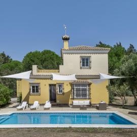 Chalet Independiete Con Piscina, hotel a Cadice