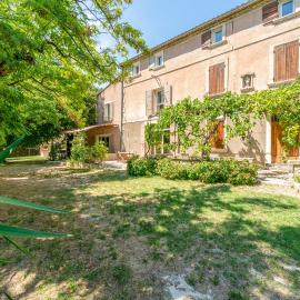 Mas Saint Louis, hotel in Avignon