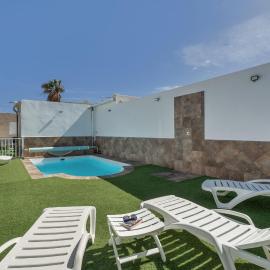 2 Apartamentos Omanai Tenerife Sur, готель у місті Арона