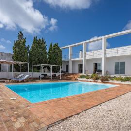 Alto da Lua - Aljezur, hotel v destinaci Bordeira