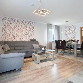 Bungalow Bei Rügen, hotell i Sundhagen-Niederhof