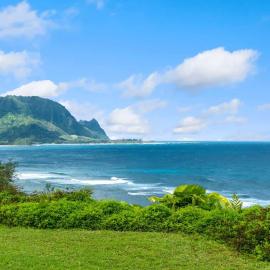 Ocean Bluff Gem in Princeville Beach Access Pool