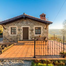 Apartamento Juntana 2, hotell sihtkohas Villacarriedo