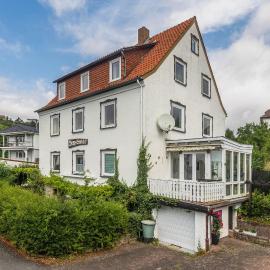 Ferienwohnung Schloss-See-Bergblick, khách sạn ở Waldeck