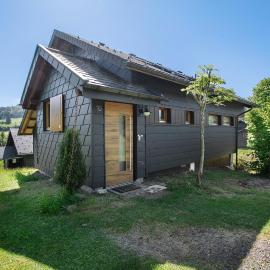 Ferienhaus 10 Rechbergblick, hotel din Bernau im Schwarzwald