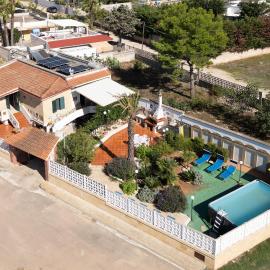 Malva House in Villa Con Piscina