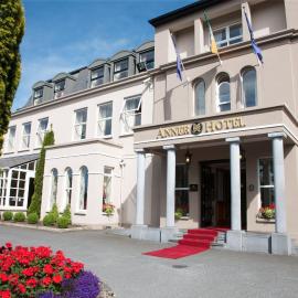 Anner Hotel, hotell i Thurles
