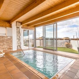 Cal Menut, hotel Belianes városában
