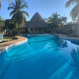Hotel Mecalco، فندق في Huazuntlán