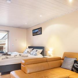 Ferienwohnung Weingeist Klein, hotel v destinácii Reil