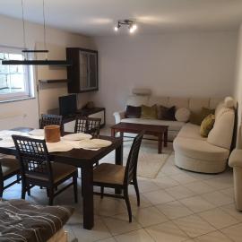 Ferienwohnung Mössingen，默辛根的飯店