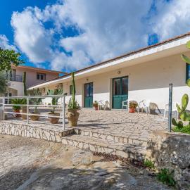Fiumara Val Di Noto Country Rooms, khách sạn ở Noto