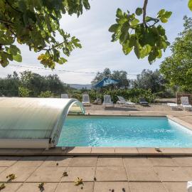 Gite 1 - La Tour, hotel a Saint-Sauveur-de-Cruzières
