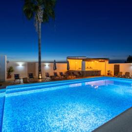 Psicomagia Deluxe Villa by Fidalsa