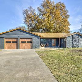 Fabulous 3-bed 2-Bath in Owasso on 3 acres!