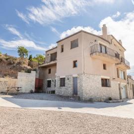 El Refugi De Rubinat, хотел в Sant Antolí y Vilanova