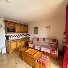 Appartement confort avec vue dégagée - 4 pers. - FR-1-452-416: Levassaix şehrinde bir otel