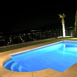 Villa Los Ángeles - El Espinar: El Espinar şehrinde bir otel