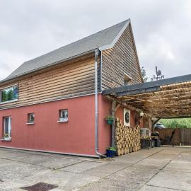 Chalet Kunterbunt, Hotel in Langenwetzendorf
