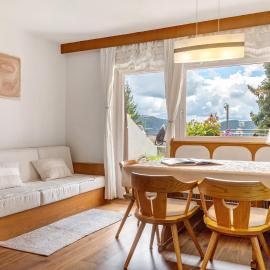 Apartment Stuflesser, hotel a Laion