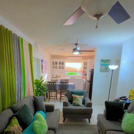 Cool Stay, hotel sa Christ Church