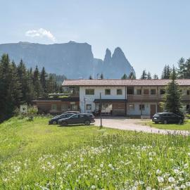 Sabina Dolomites Santner