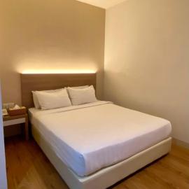 Lovina Inn - Nagoya Batam