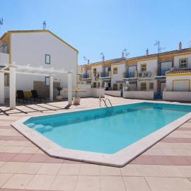 Villa Constança, hotel in Manta Rota