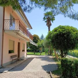 Oliva's House con giardino, hotel in Palazzolo dello Stella