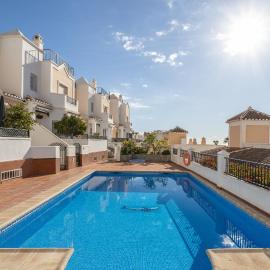 Casa Chloe, hotell i Nerja