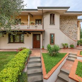 La Casa nel Verde, hotel ad Altopascio