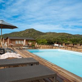 Les Chalets De Tesa, hotel in Occhiatana