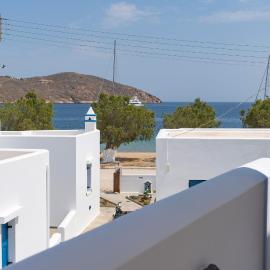 Studios Ninemia Serifos 4