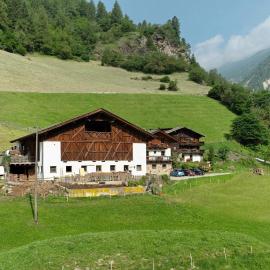 Ausser Brugghof, hotell i Senales