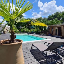Gite Lou Cantou - L'albizia, hotel di Paulin