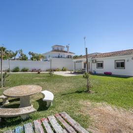 Chalet Novo Sancti Petri Surf, hótel í Chiclana de la Frontera