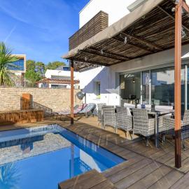Chambre Villa illiade, hotel v destinaci Jacou