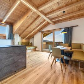 Haughof Apartement Lärchenweide、Veranoのホテル