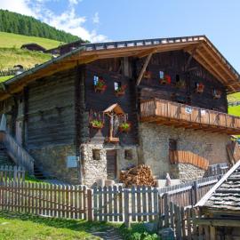 Untervernatsch Fewo Enzian, hotell i Senales