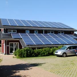 Solarferienhaus Wolkenlos, hotel i Breklum