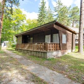 Bungalow 10 - Finnhütte, hotel in Niesky