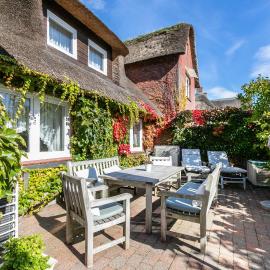 Haus Nommensen, hotel u gradu Oland
